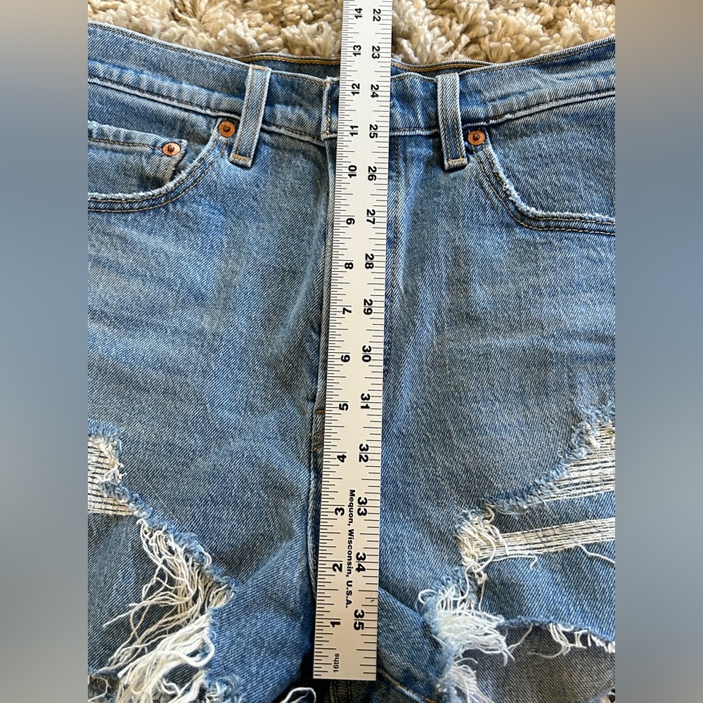 Sz 29 Womens Levis Ribcage Denim Shorts Super High Rise Waisted NWOT Button Fly - Picture 8 of 13